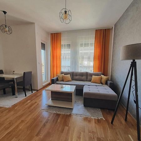 Zara 1 Apartman Bijeljina Esterno foto
