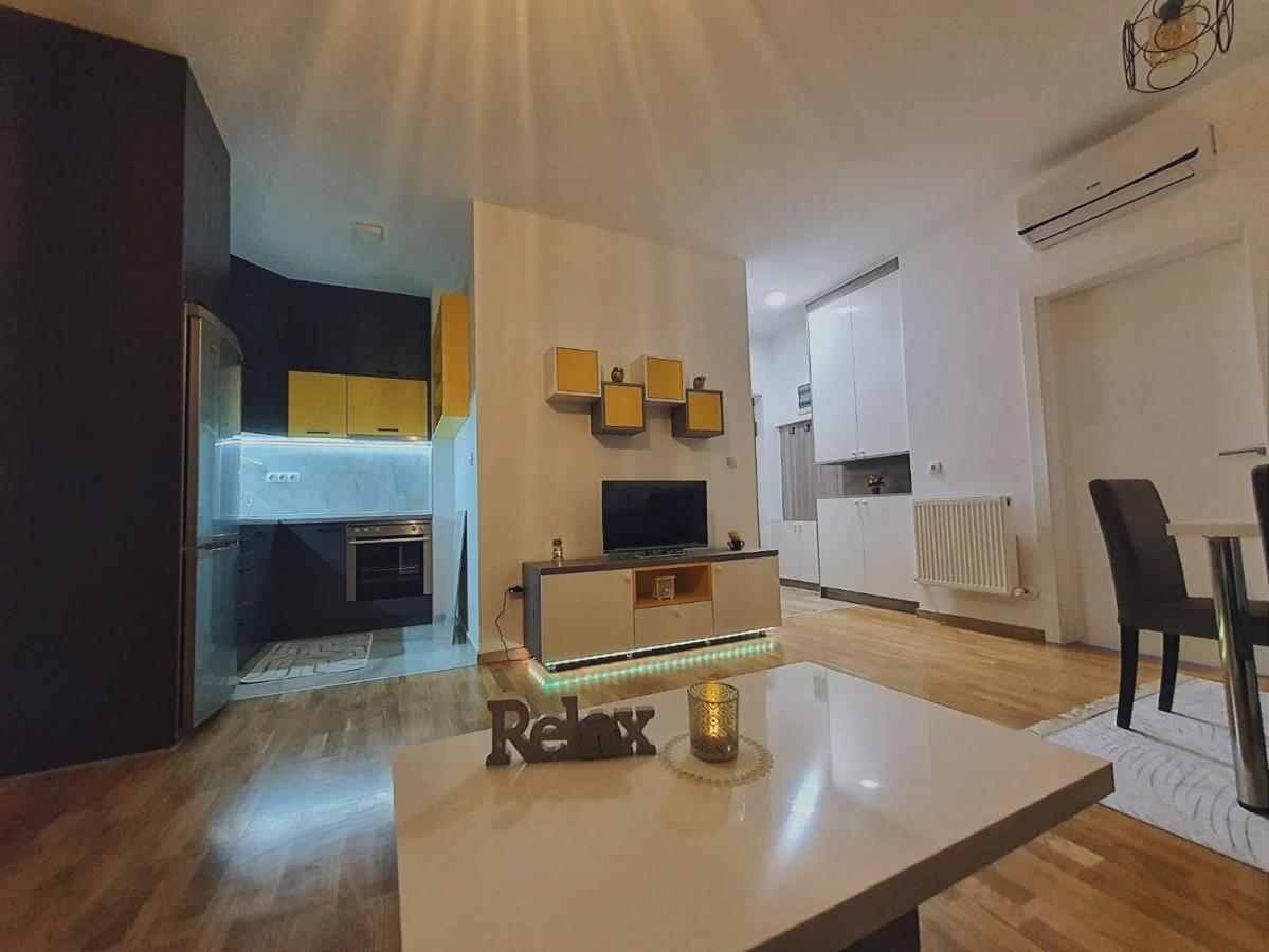 Zara 1 Apartman Bijeljina Esterno foto