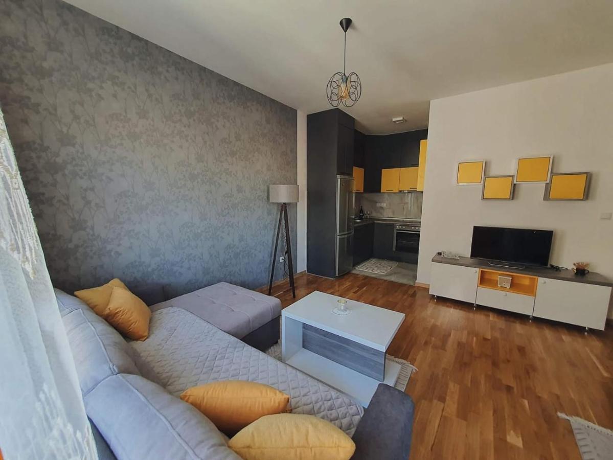Zara 1 Apartman Bijeljina Esterno foto